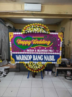 Papan Bunga di Universitas Kristen Indonesia