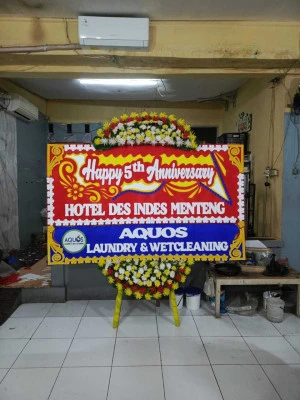 Papan Bunga di Universitas Kristen Indonesia
