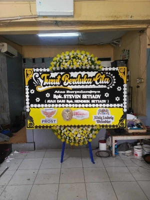 Papan Bunga di Universitas Kristen Indonesia